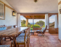 Comfortabel vakantiehuis Ginepro nabij de rotskust van Costa Paradiso - thumbnail 1