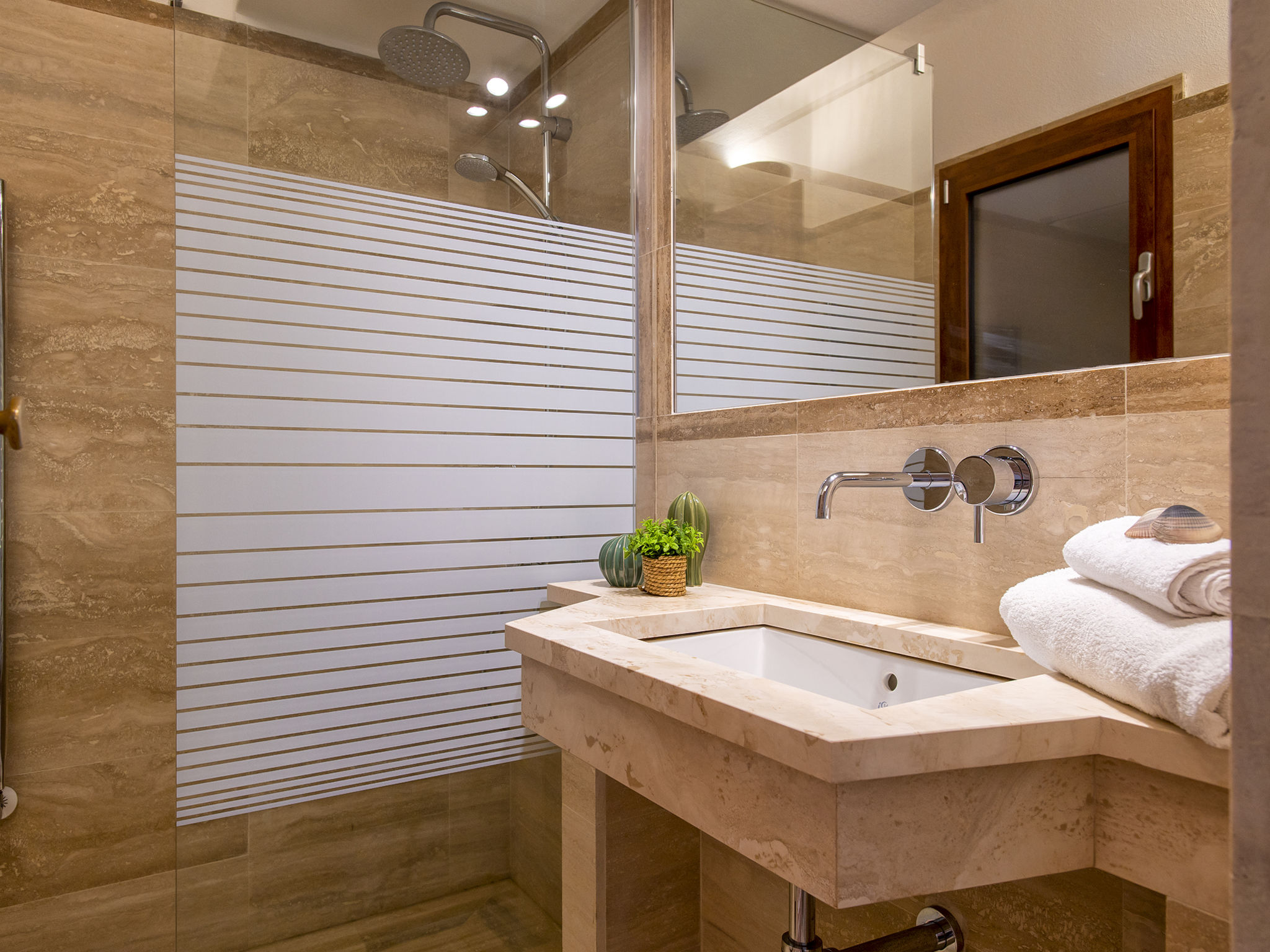 Villa Mirai – Salle de bains, photo 26 sur 44