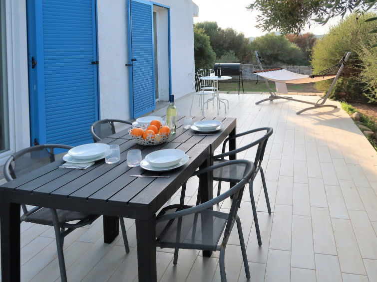 6-persoons vrijstaand vakantiehuis Contraruia in Vignola Mare in Vignola Mare