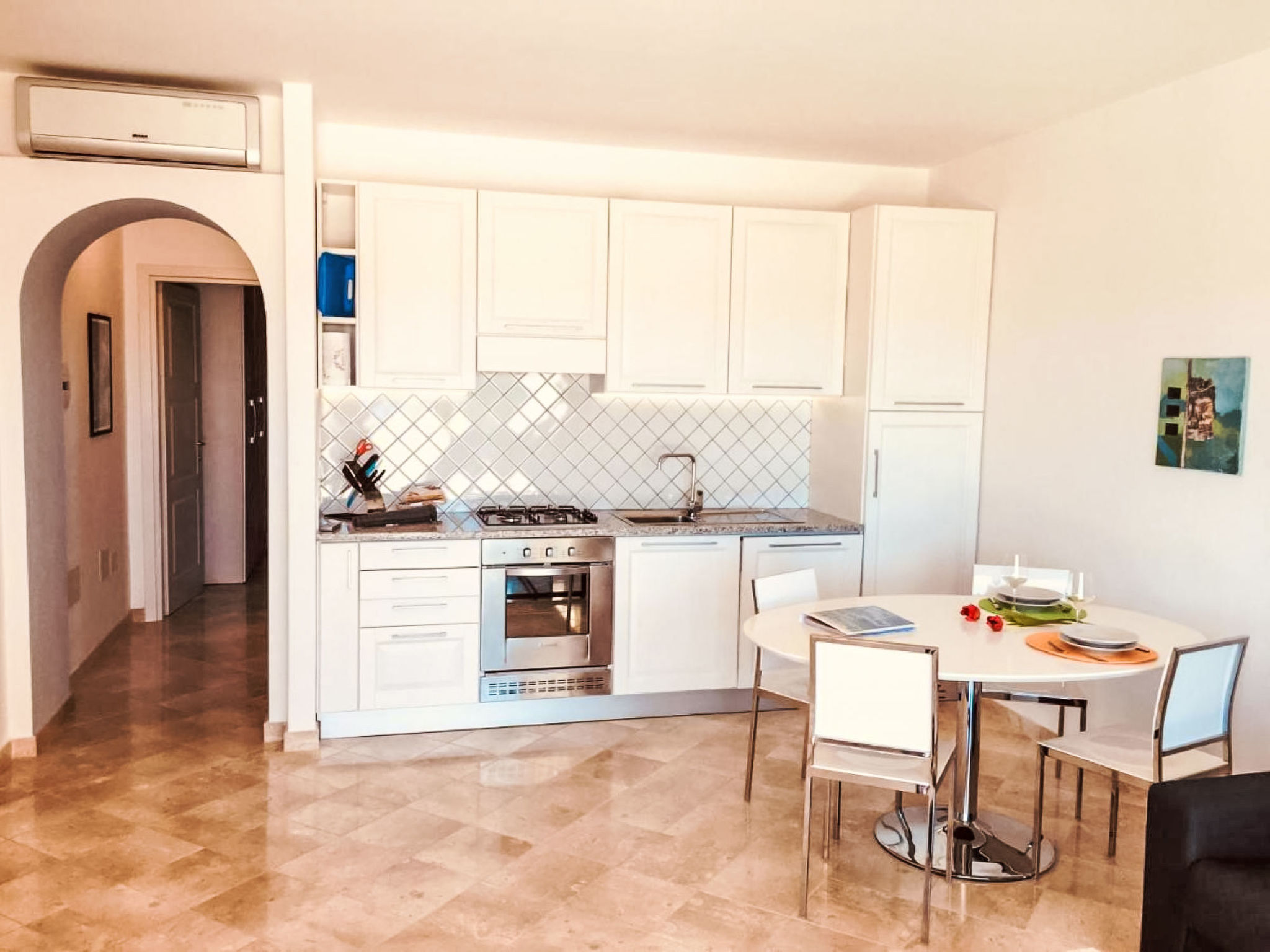 Search and Stay, undefined in undefined. Gallery position 4