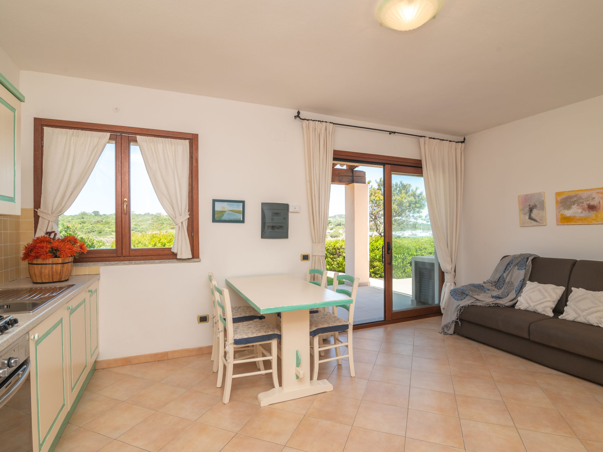 Kitchen / Dining Room