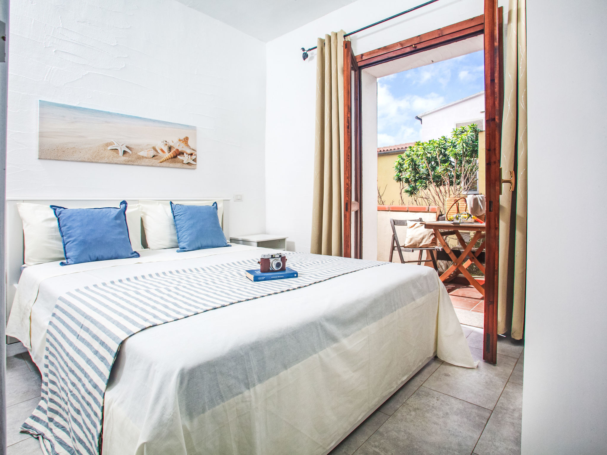 Große und sonnige Wohnung 300 meter vom Meer ent