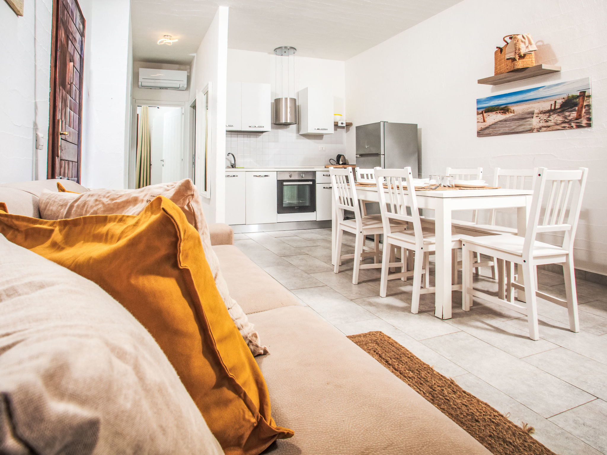 Große und sonnige Wohnung 300 meter vom Meer ent