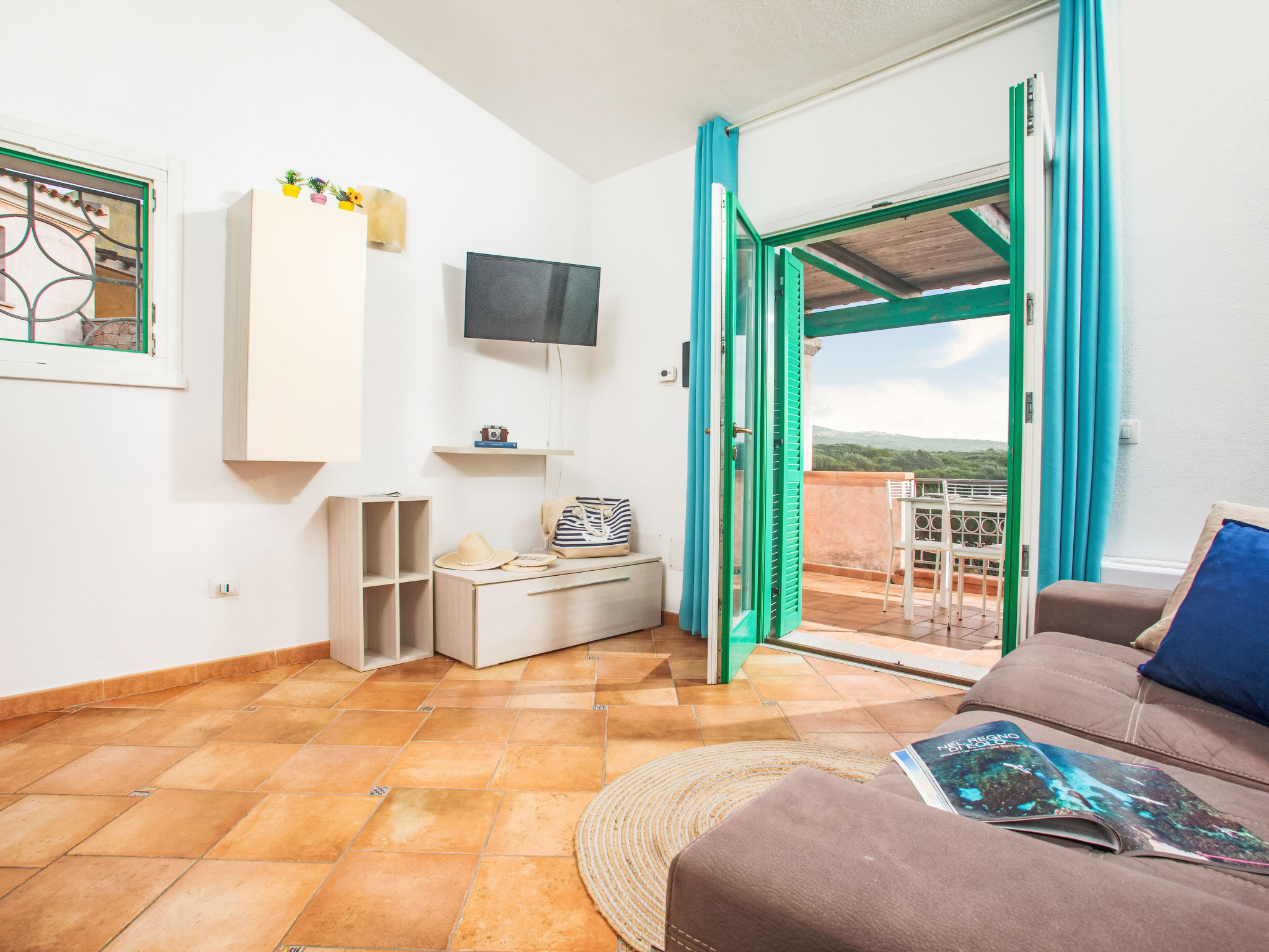 Schöne Wohnung in Residence mit Pool