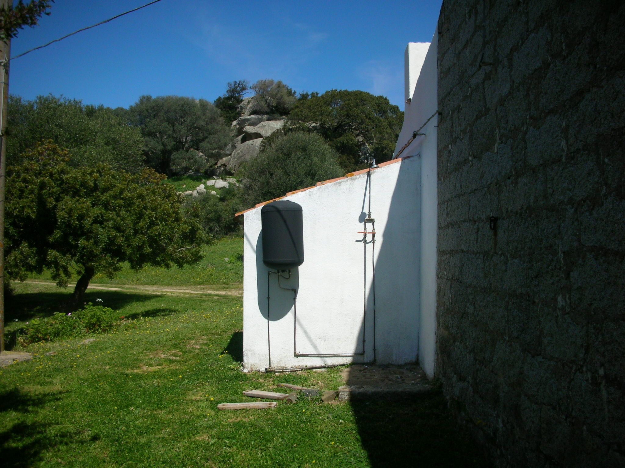 Stazzo mit Garten in Luogosanto-Binnen