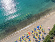 Vrijstaande stacaravan op 50 meter van het strand in Palau, Sardinië - thumbnail 5