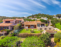 Vrijstaande villa Mare Blù nabij strand en Porto Rafael, 8 personen - thumbnail 1