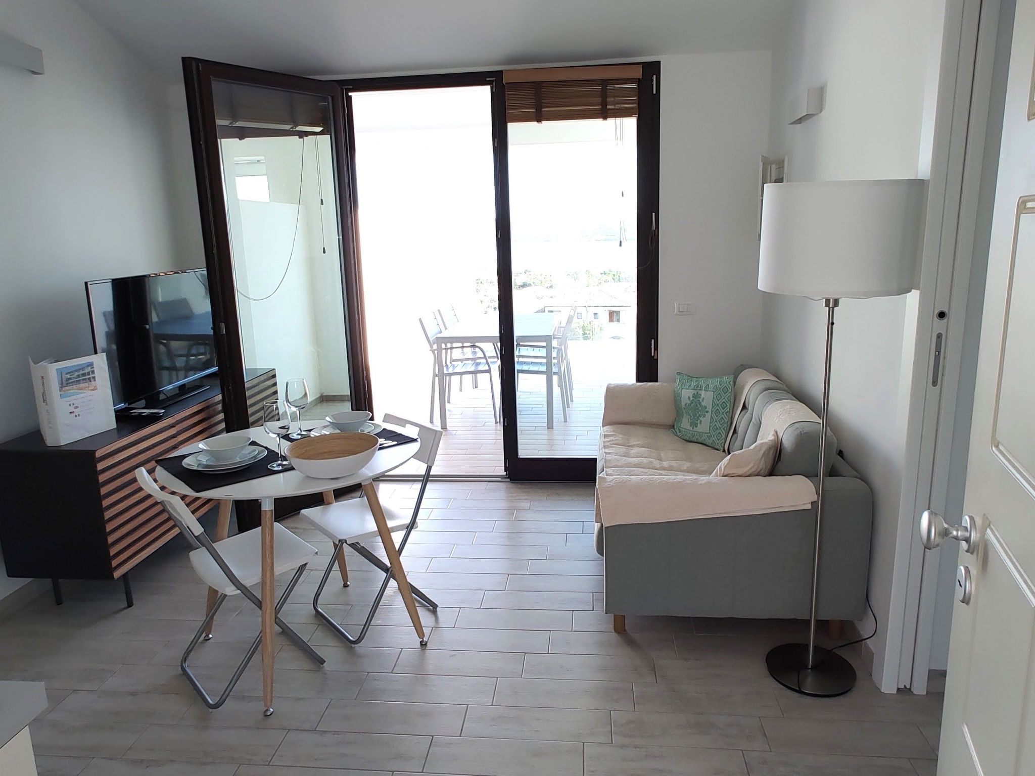 Wunderschönes Familienapartment mit Meerblick-Binnen