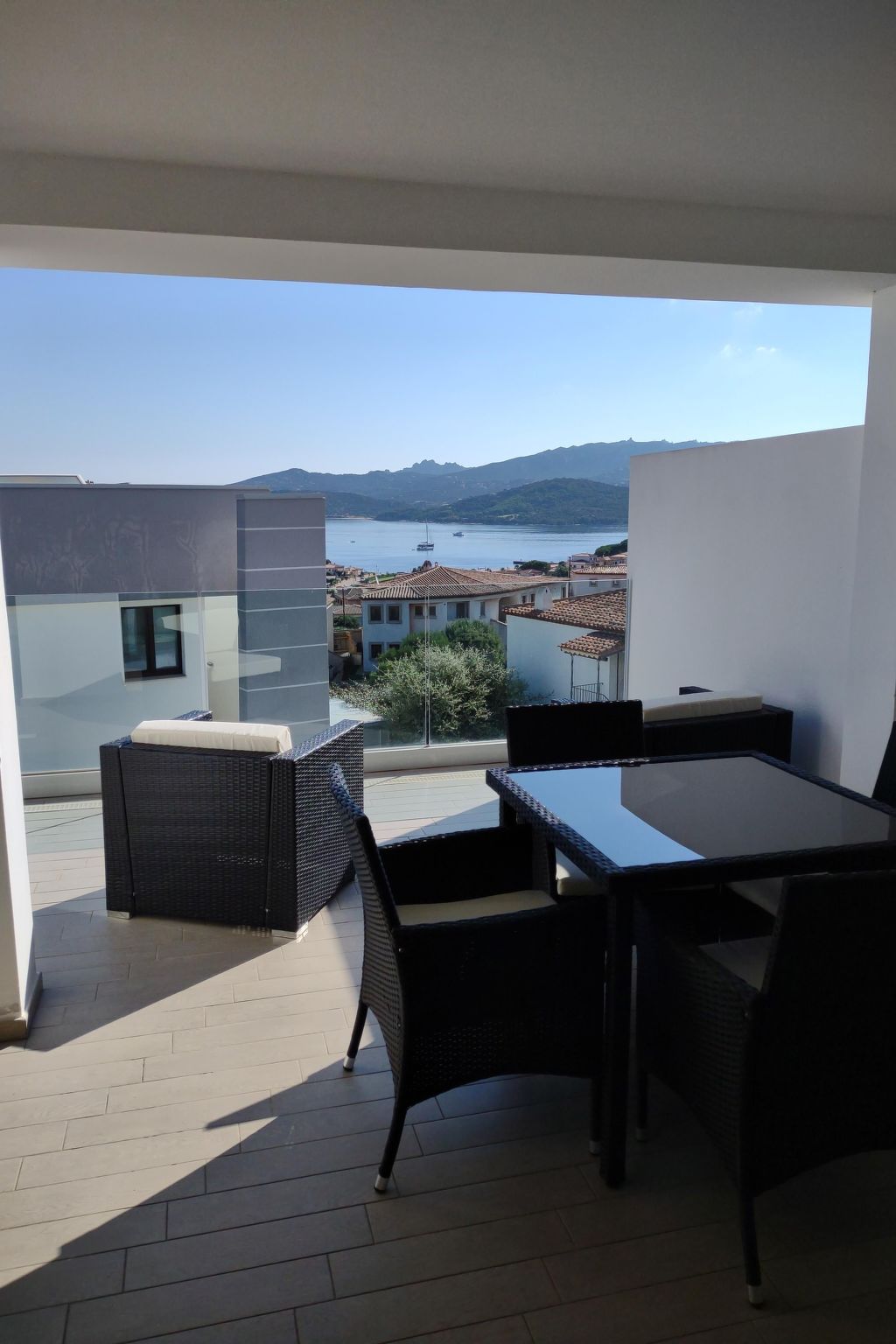 Schönes Penthouse für bis zu 4 Personen-Draußen