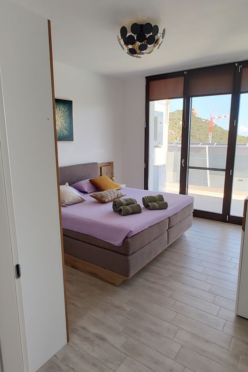 Schönes Penthouse für bis zu 4 Personen-Image-tags.info