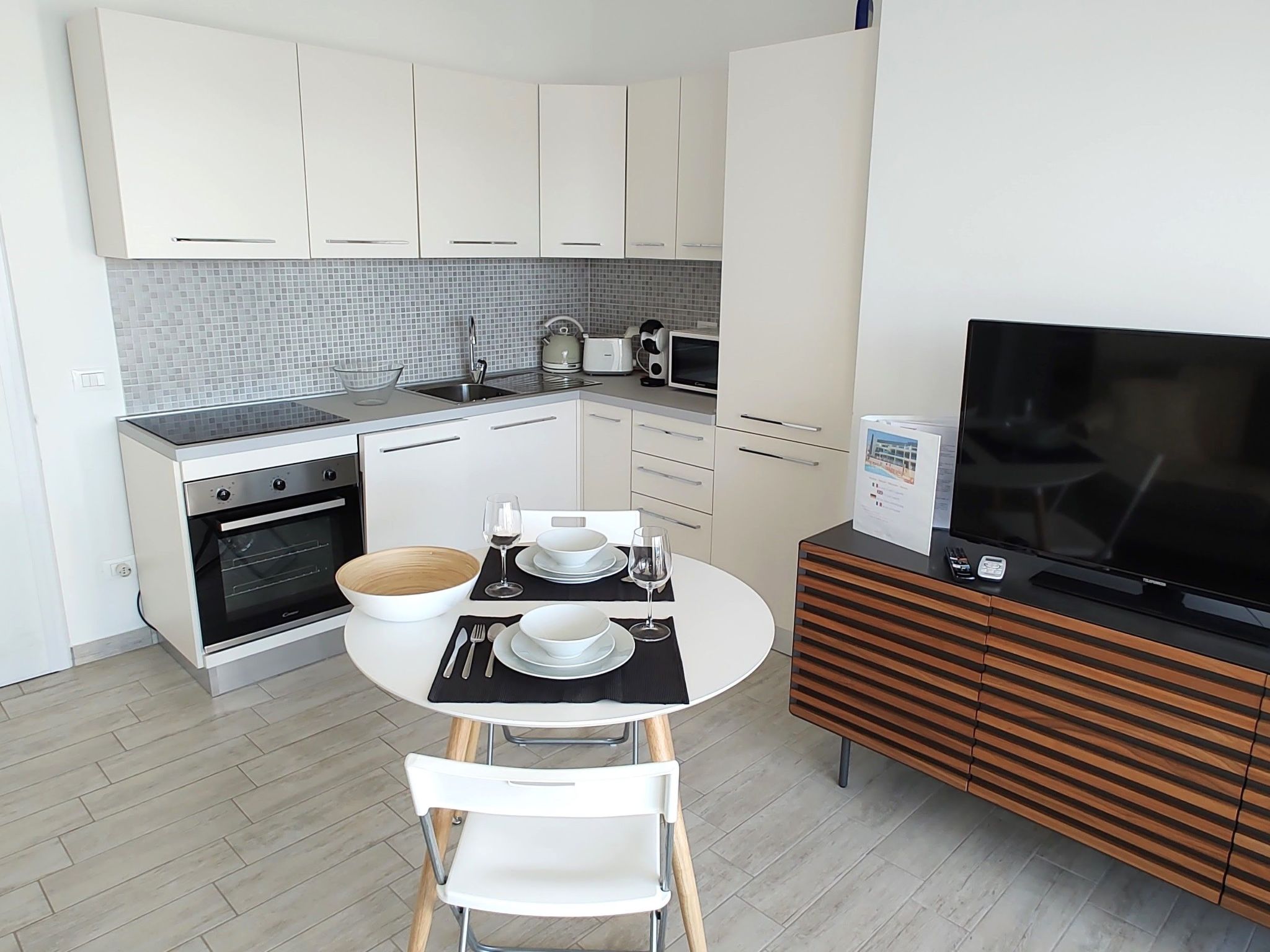 Atemberaubendes Familien-Penthouse mit Meerblick-Image-tags.info