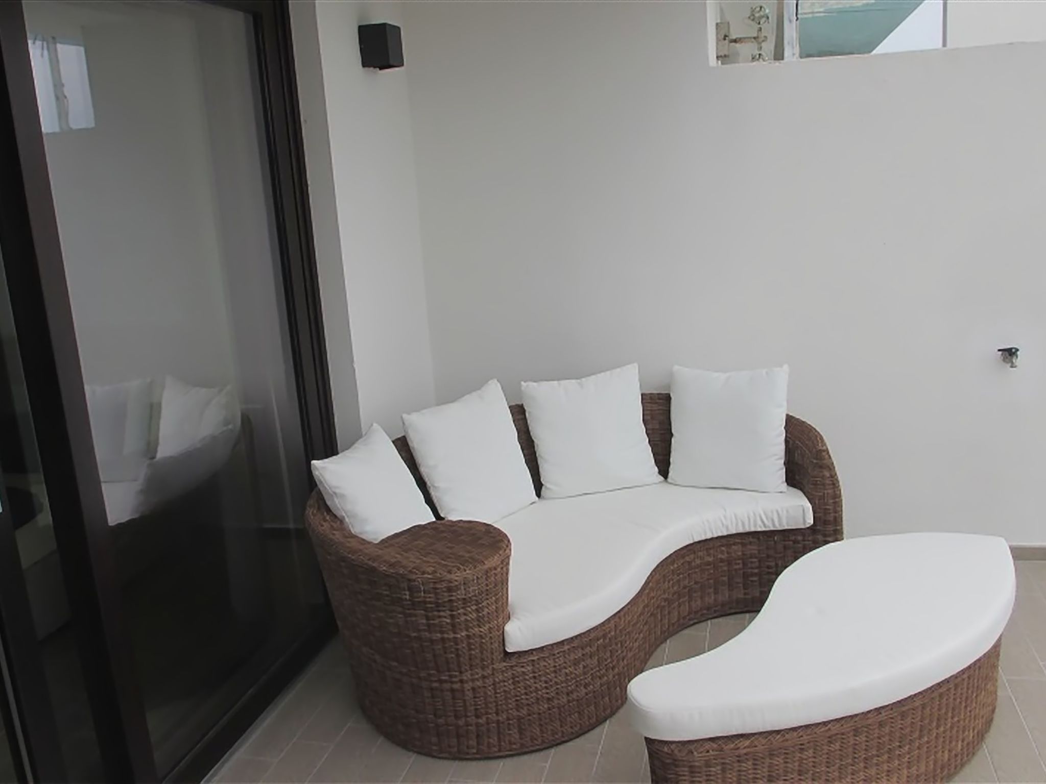 Wohnung mit Terrasse-Binnen