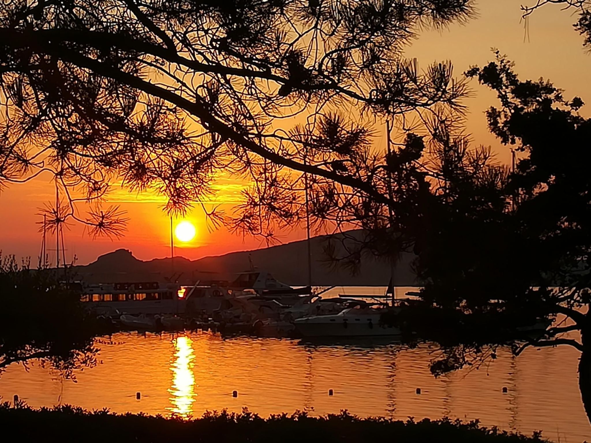 Charmante Wohnung Lungomare Cannigione-Binnen