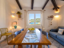 7-persoons appartement aan het strand in Baia Sardinia - thumbnail 1