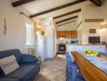 7-persoons appartement aan het strand in Baia Sardinia - thumbnail 2