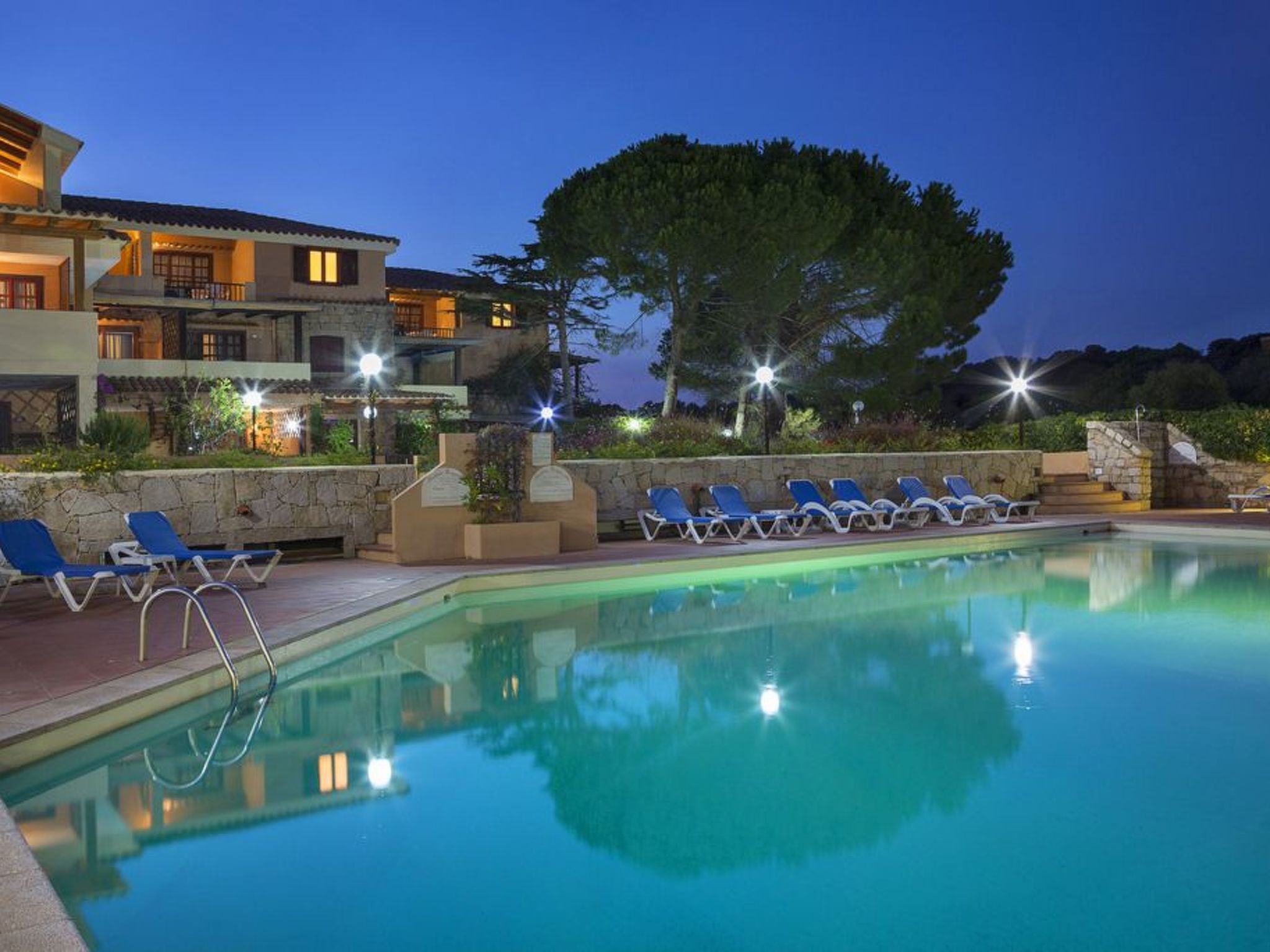 Photo of Apt. Cervo Marina 2LA, mit Eigentumswohnungen Schwimmbad