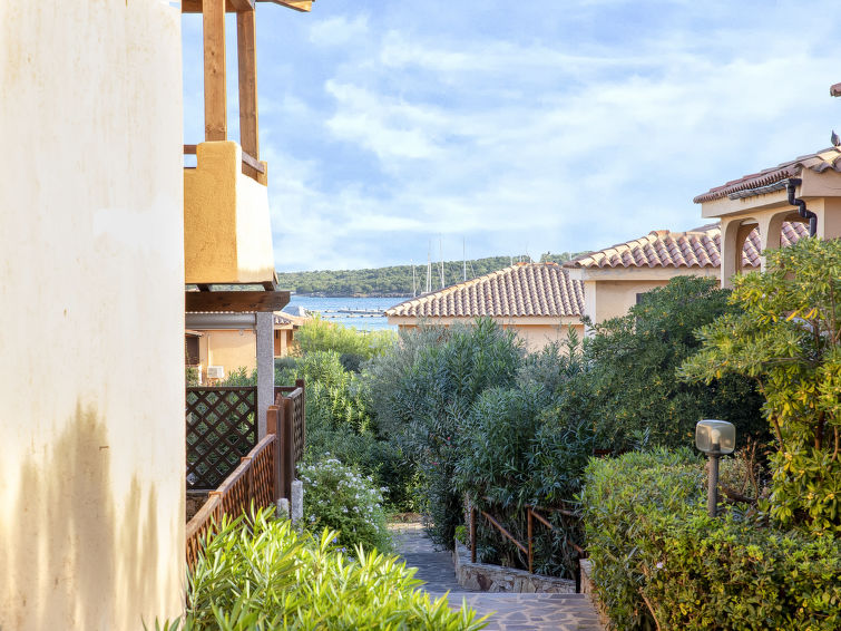 Photo of D4 - G1 - Baia de Bahas