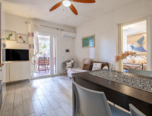 Rustiek appartement vlakbij zee in Golfo di Marinella, voor 6 personen - thumbnail 5