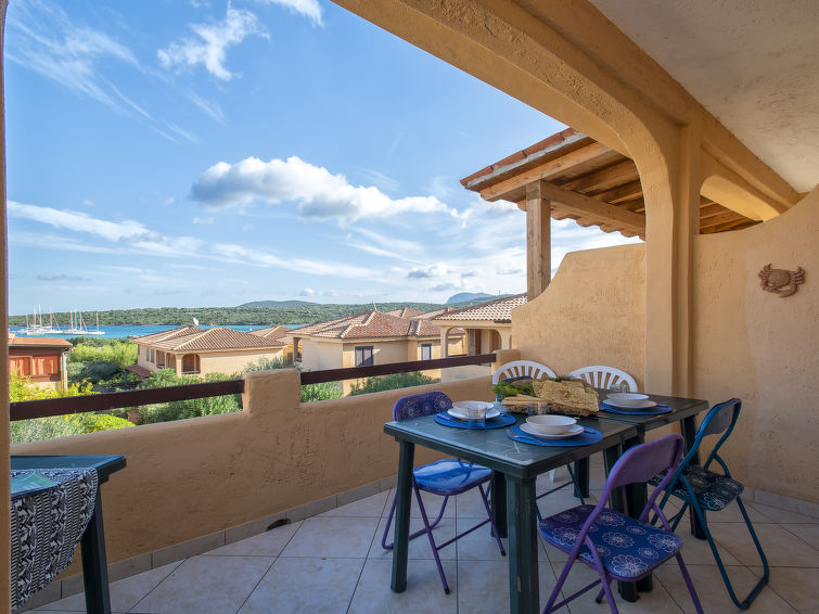Zeezicht en rust in appartement Baia de Bahas, Golfo di Marinella in Golfo di Marinella