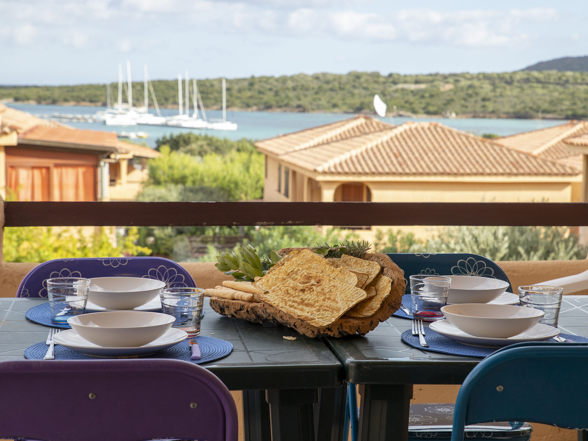 Photo of D4 - F3, Baia de Bahas