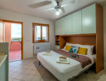 Knus appartement aan zee in Golfo di Marinella met zwembad - thumbnail 5