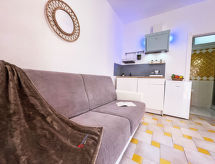 Knusse studio voor 2 personen op 150 meter van zee in Golfo di Marinella - thumbnail 4