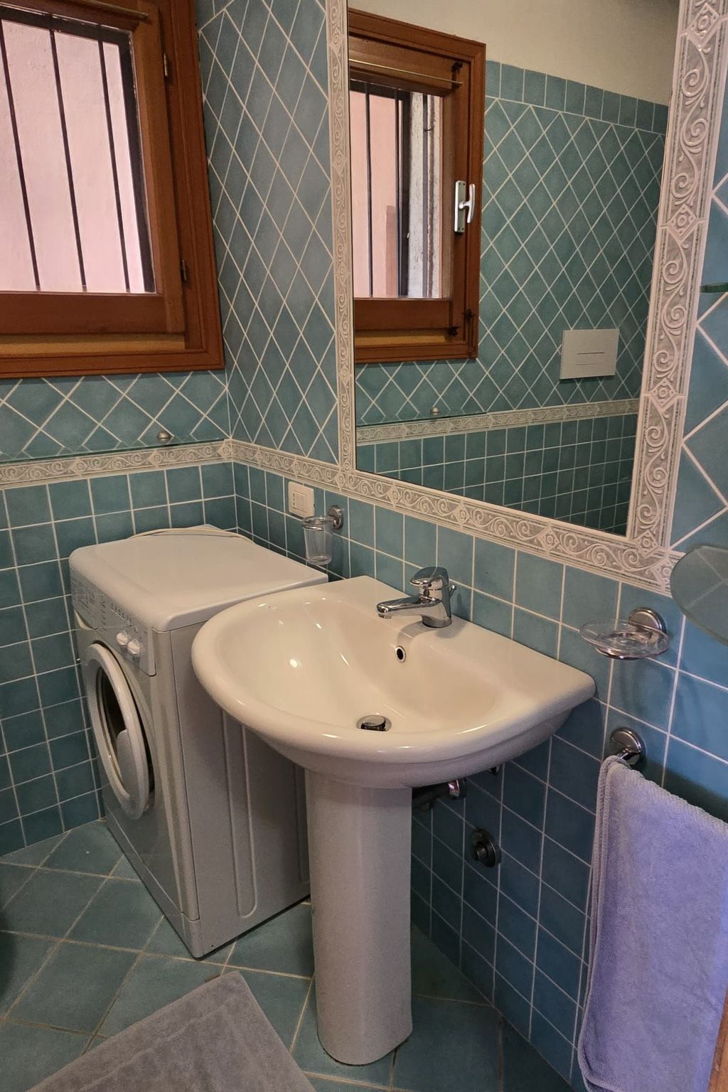 Casetta Ladunia mit Blick aufs Meer-Binnen