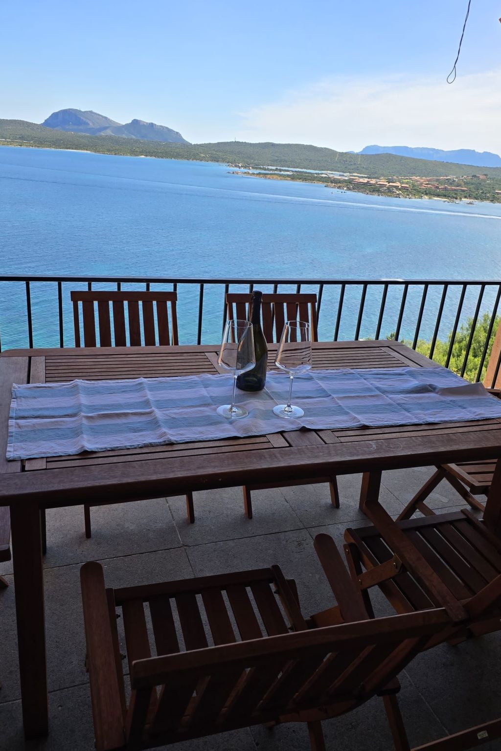 Casetta Ladunia mit Blick aufs Meer-Binnen