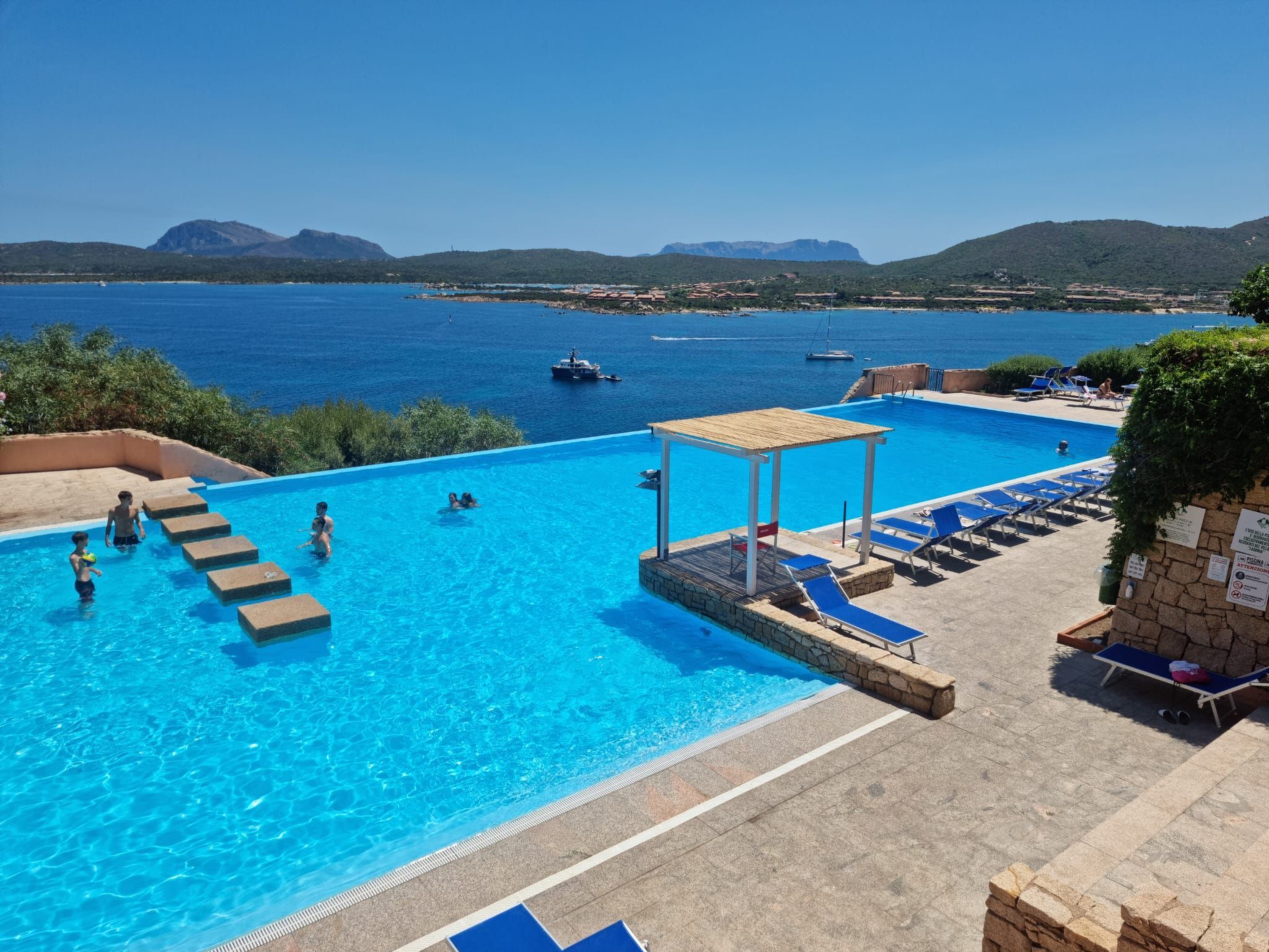 Casetta Ladunia mit Blick aufs Meer-Binnen