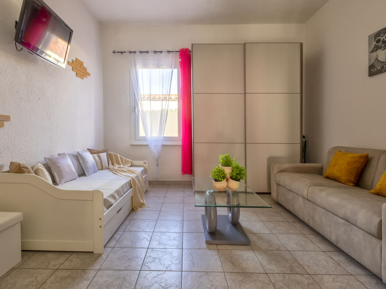 Photo of La Delfina
