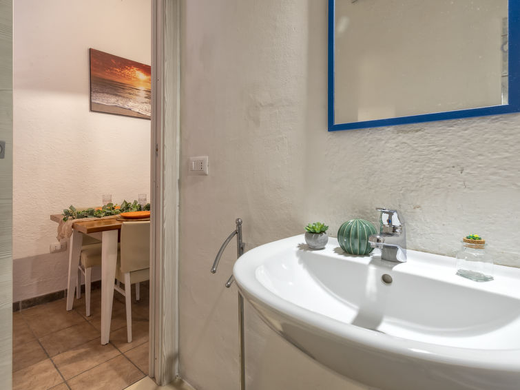 Photo of La Delfina