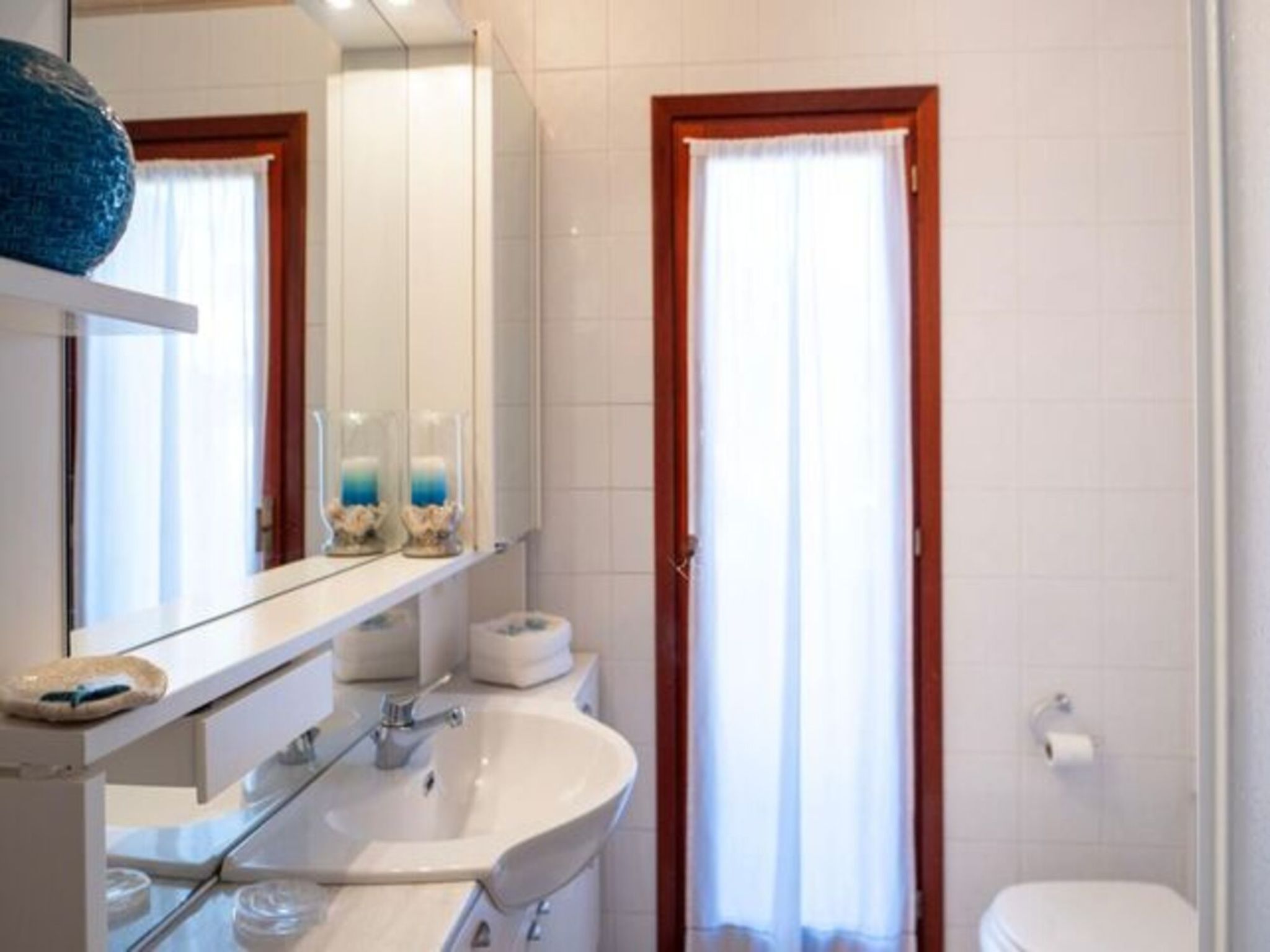 S'Abba e Sa Pedra - Inside