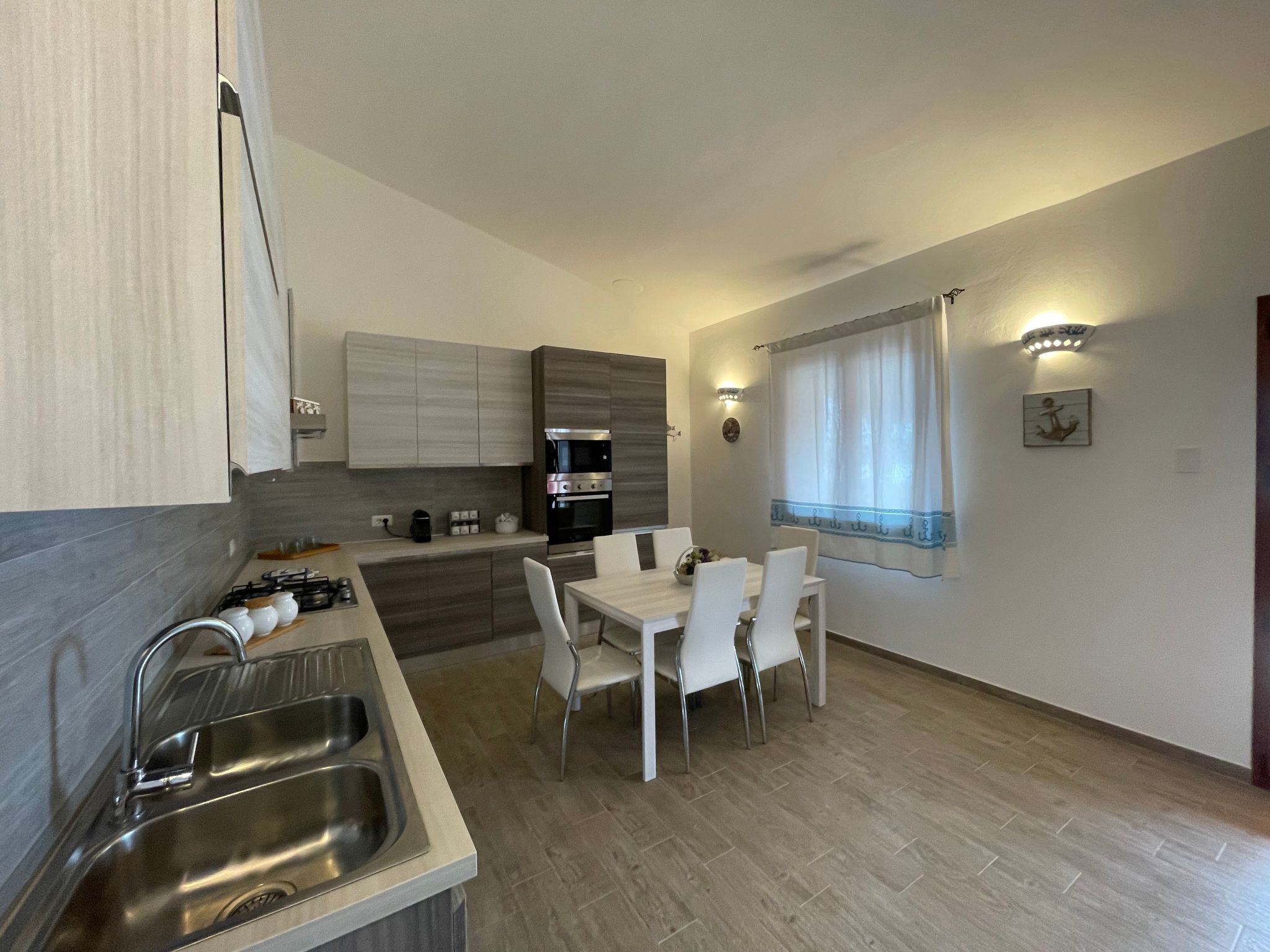 'Villa Ancora' in Strandnähe-Inside