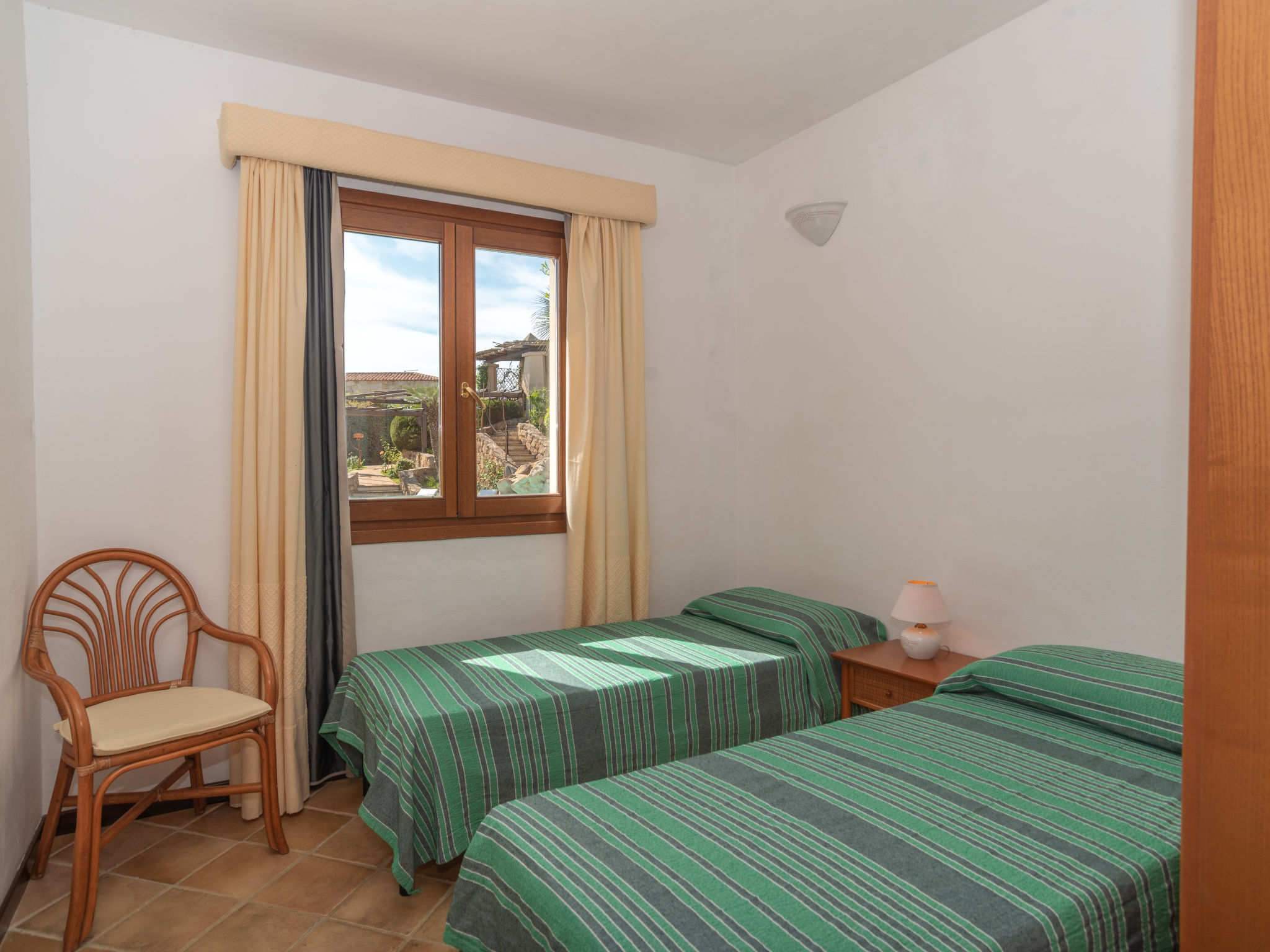 Maison Dalia 12 - Vista Village – Chambre, photo 13 sur 37
