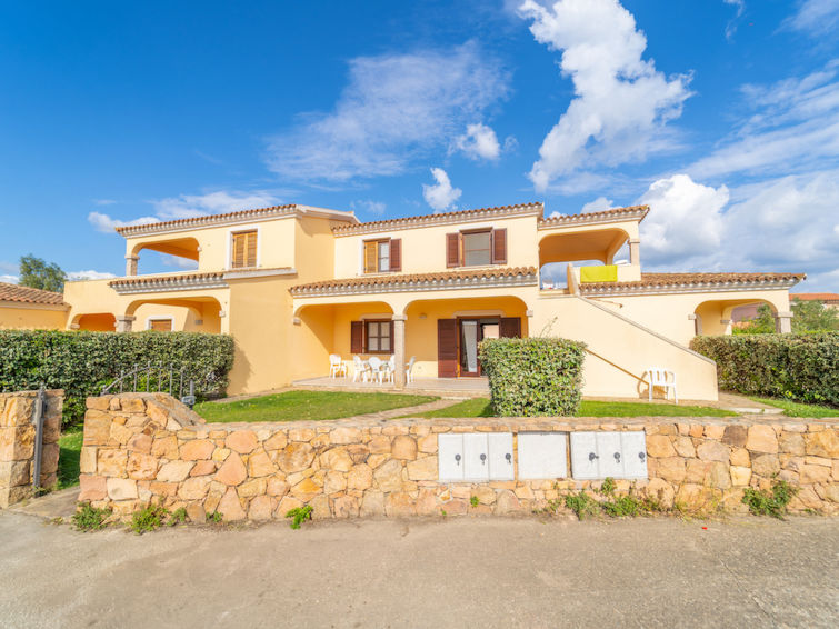 Search and Stay destination San Teodoro, Sardegna - Italy from AU$ 176. Ambra (TEO114)