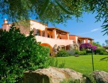 Villa Isabel, Meer- und Strandblick, Schwimmbad und Jacuzzi