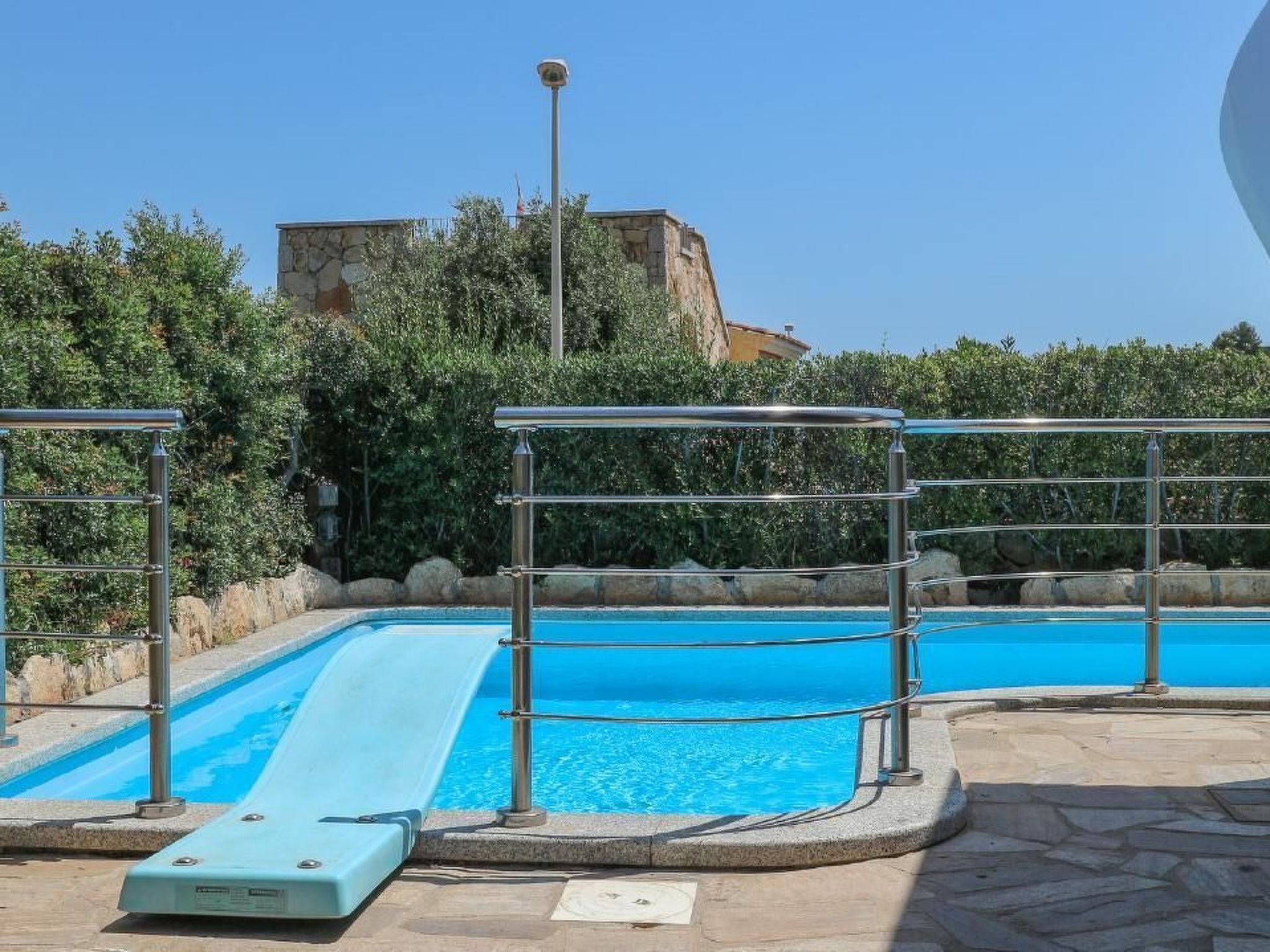 Haus in Budoni mit Schwimmbad und Privatparkplatz-Binnen