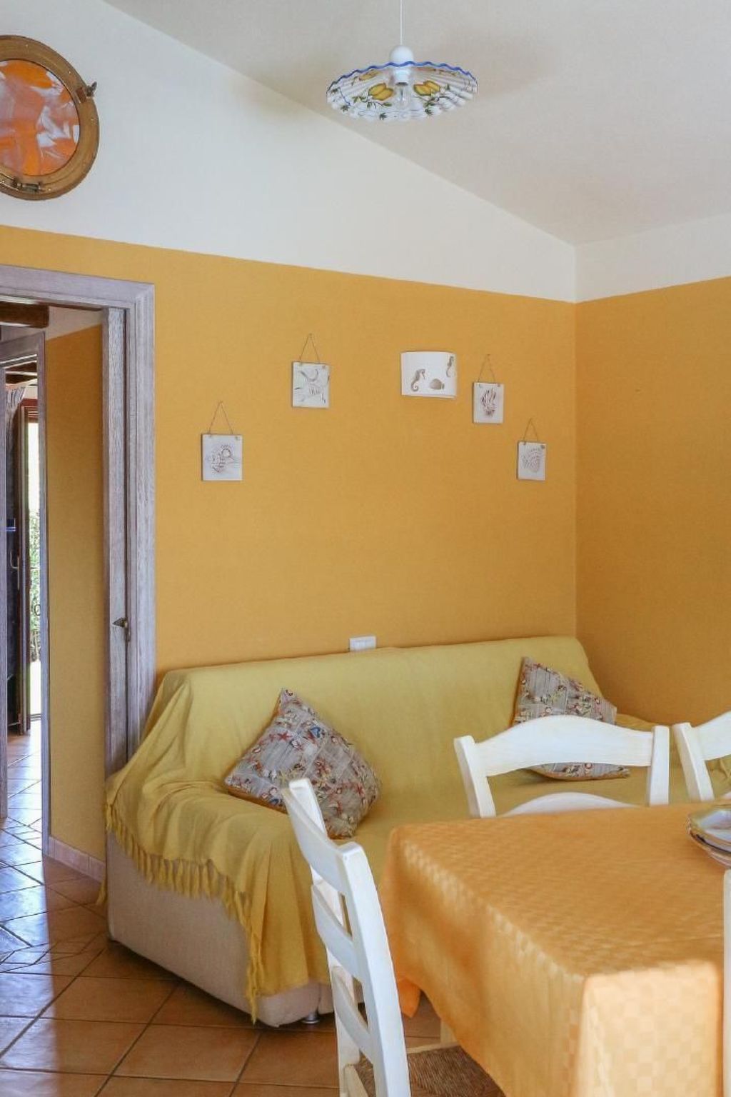 Haus in Budoni mit Schwimmbad und Privatparkplatz-Binnen