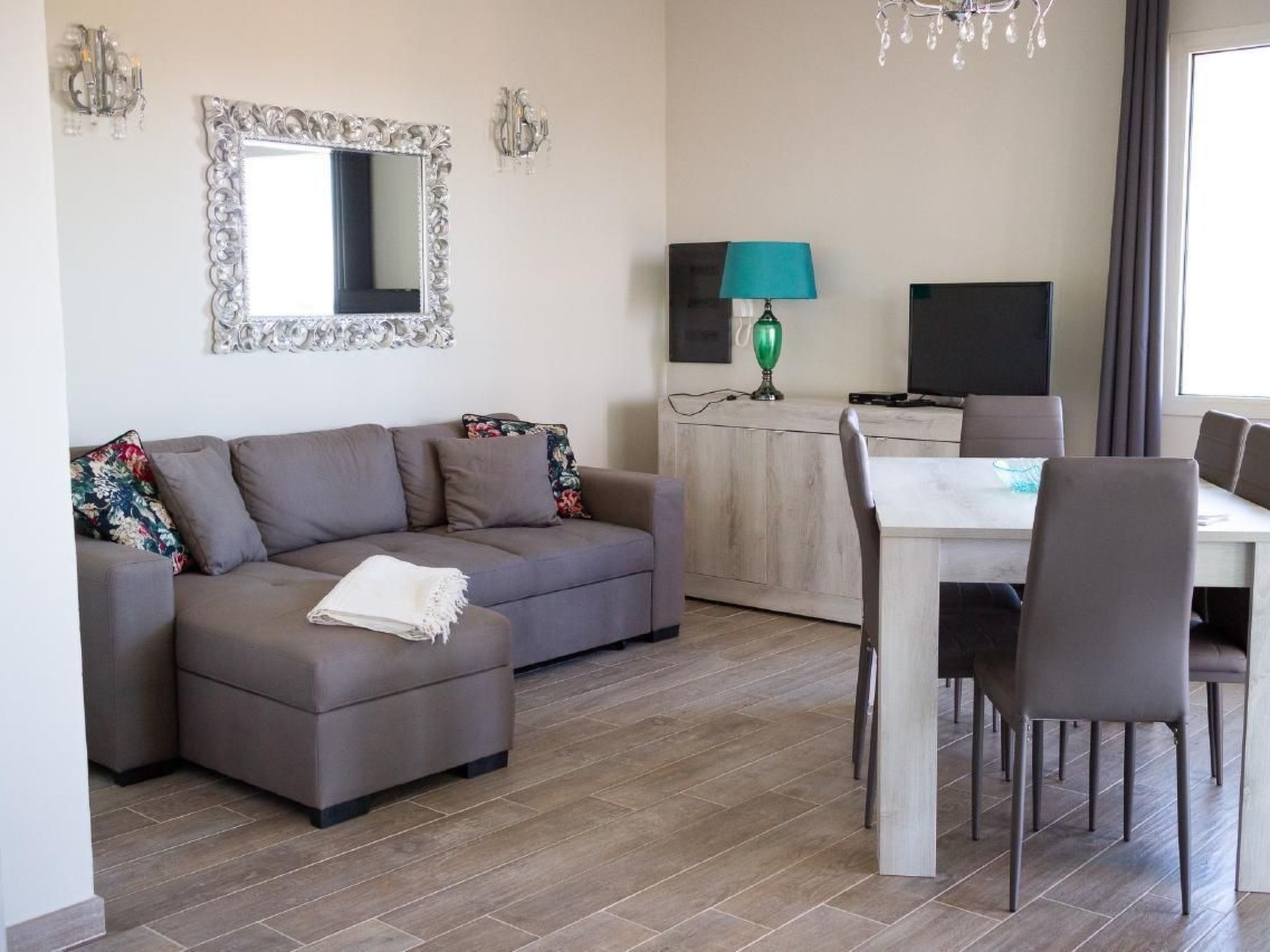 Villa mit Meerblick-Binnen