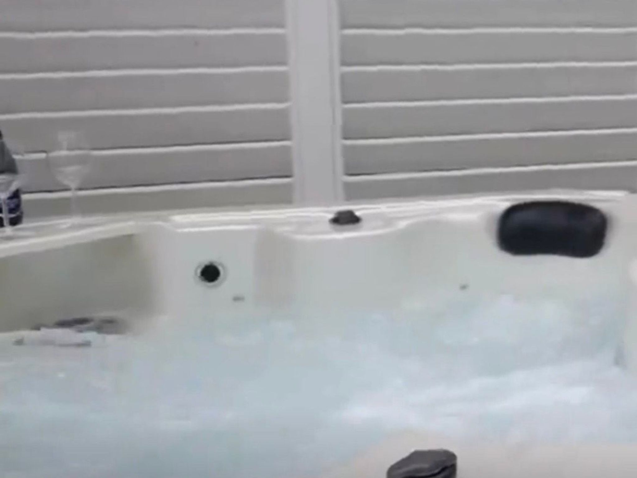 Villa mit Meerblick-Binnen