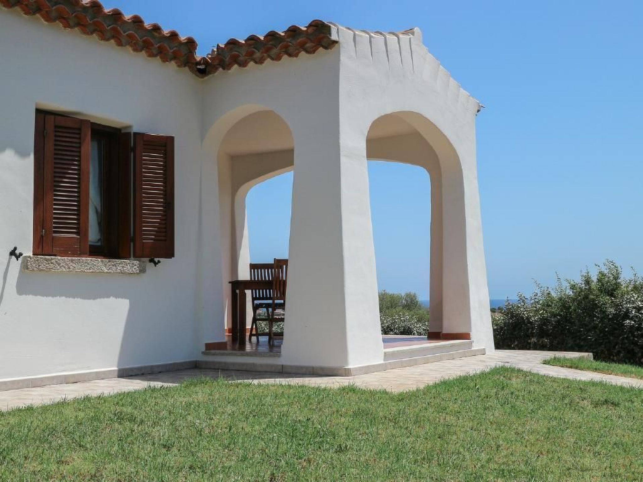 Villa mit gemeinsamem Pool und Meerblick-Binnen