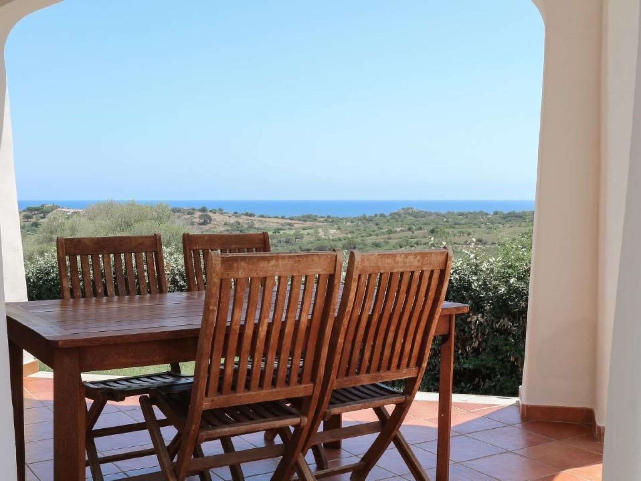Villa mit gemeinsamem Pool und Meerblick-Binnen