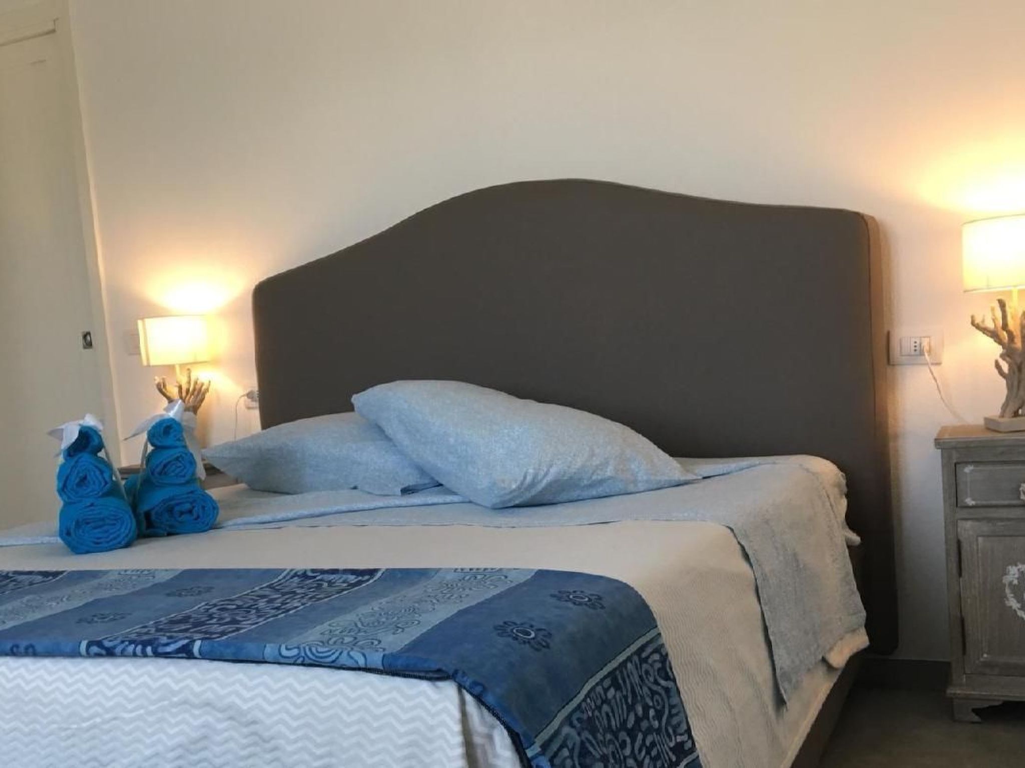 Haus in Budoni mit privatem Parkplatz-Binnen