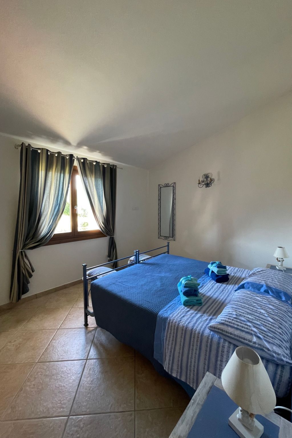 Haus 1 Kilometer vom Strand von Porto Ainu entfernt-Binnen