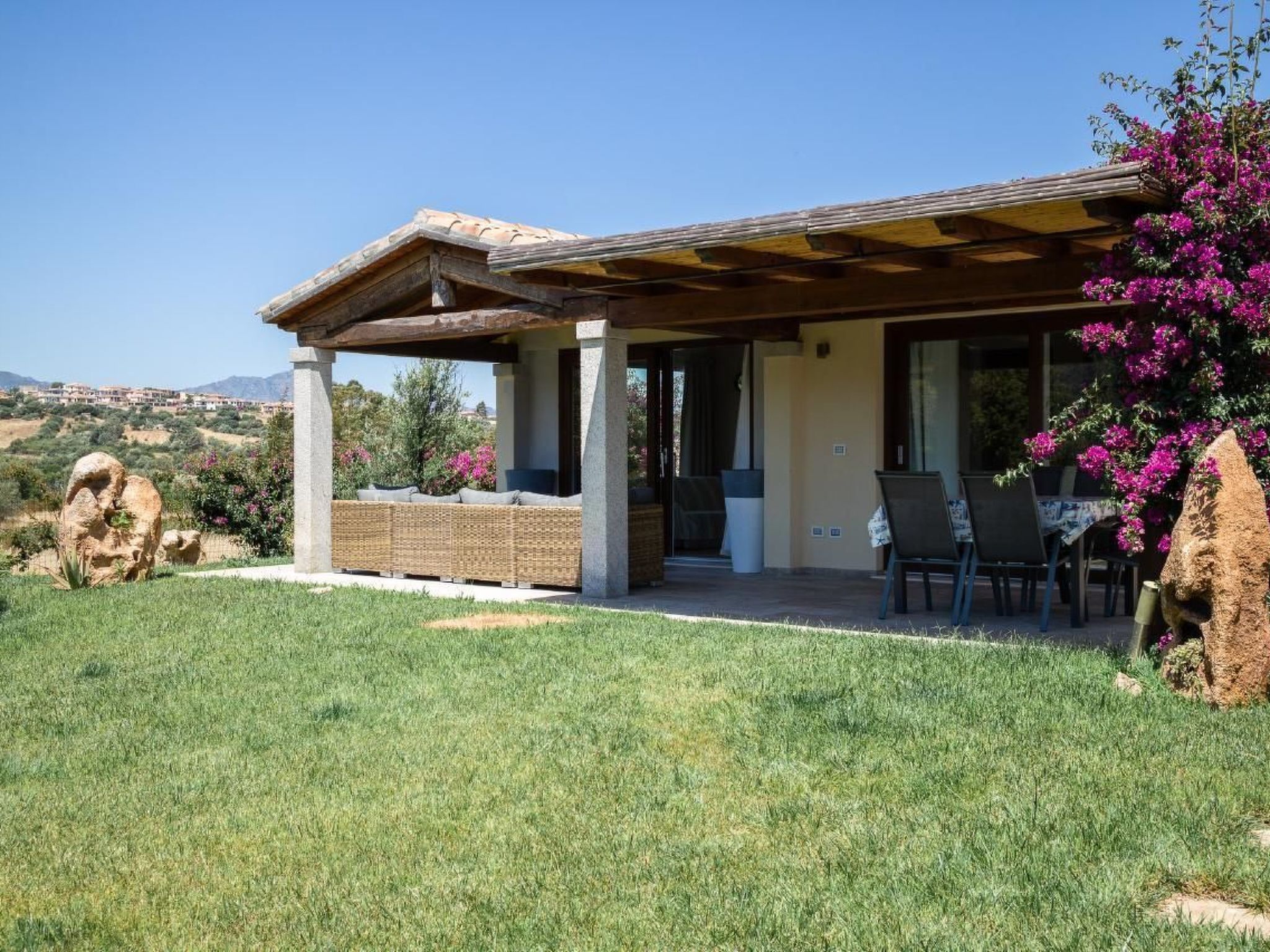 Haus 1 Kilometer vom Strand von Porto Ainu entfernt