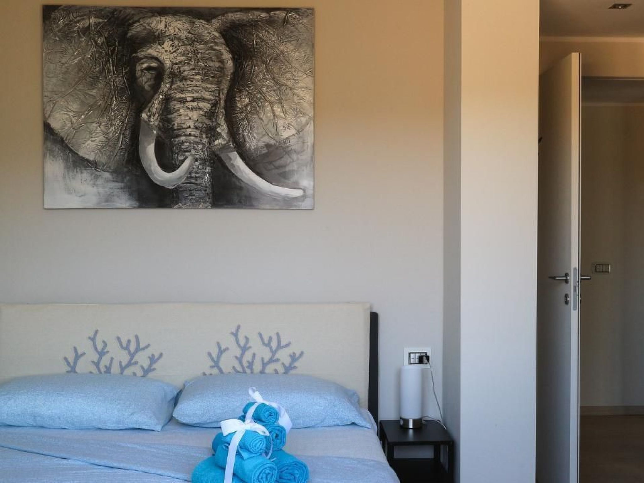 Haus 1 Kilometer vom Strand von Porto Ainu entfernt-Binnen