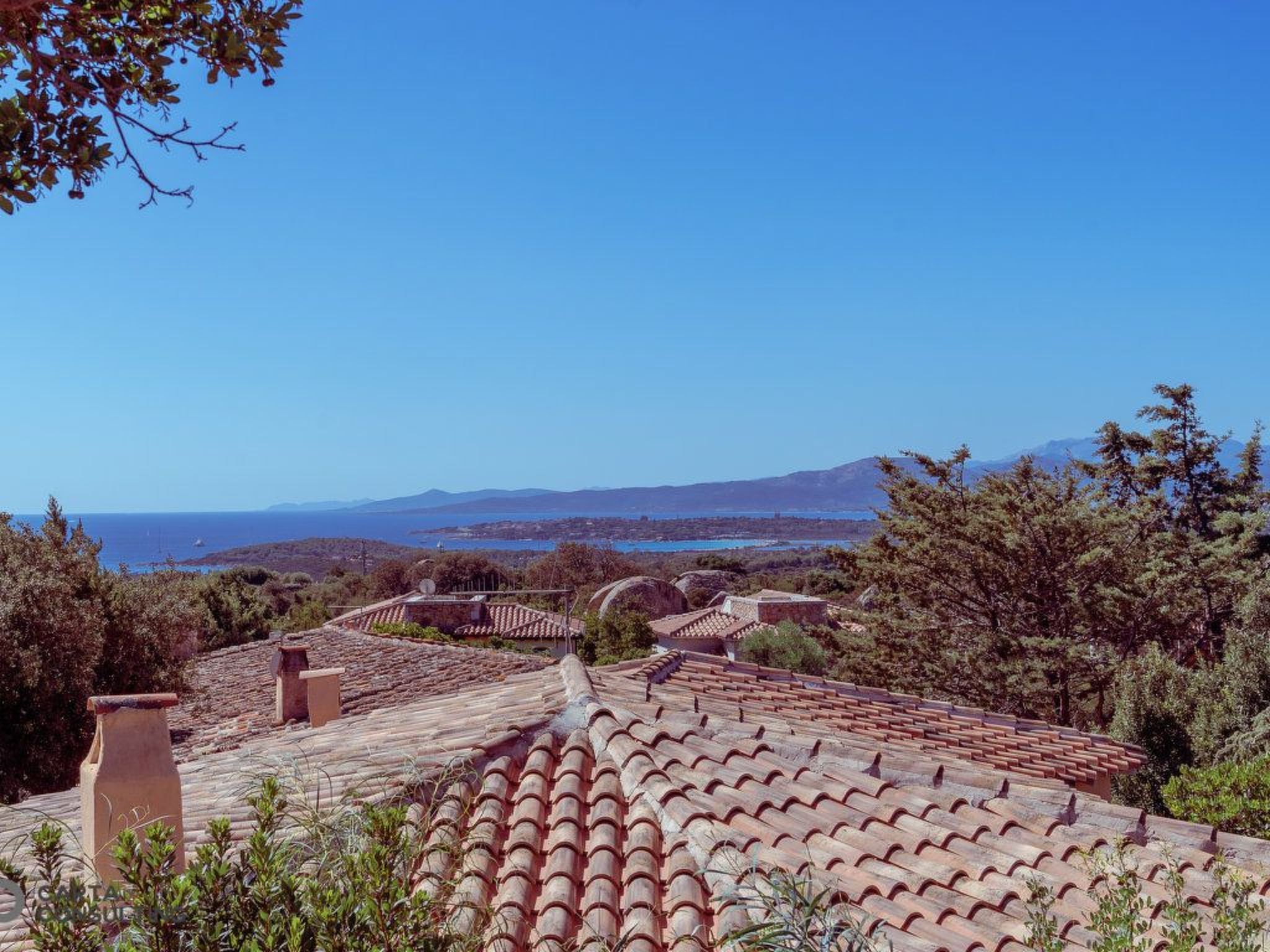 Haus in Punta Molara mit privatem Parkplatz