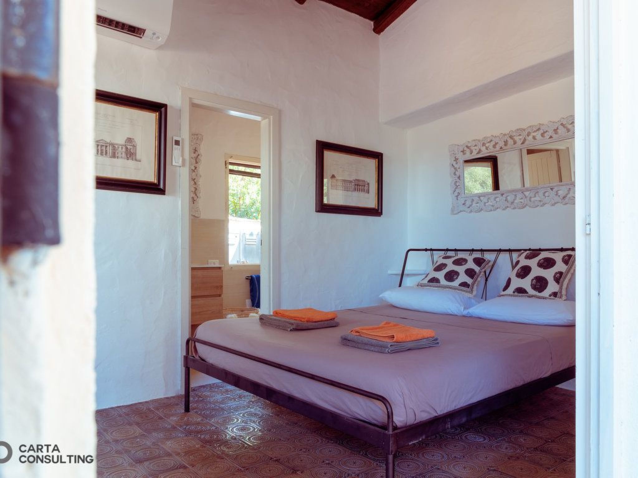 Haus in Punta Molara mit privatem Parkplatz