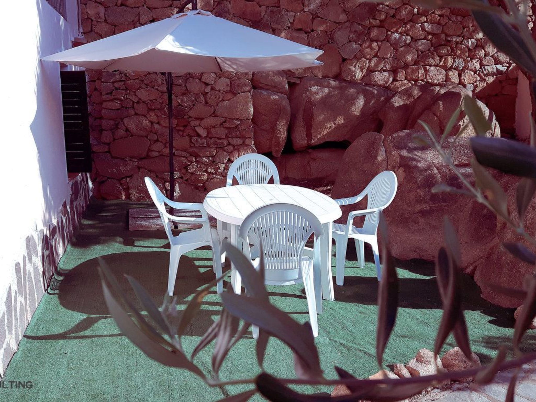 Haus in Punta Molara mit Garten und Grill-Image-tags.info