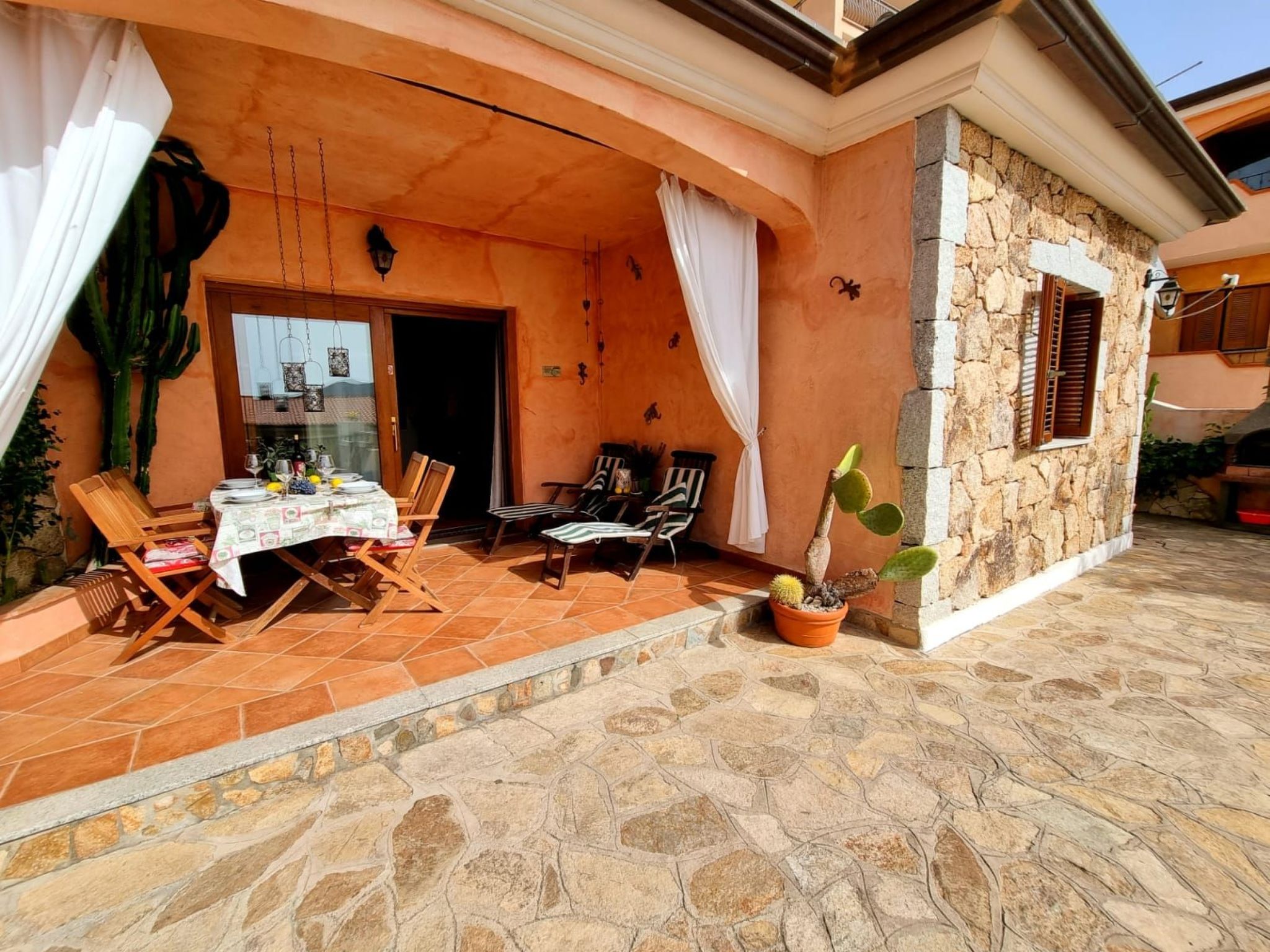 Mit Kamin, Terrasse und Meerblick-Binnen